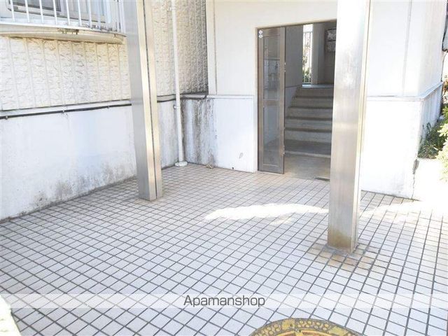 グリーンプラザ御園IVの玄関写真