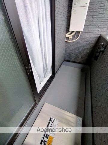 KORE・YIELD千里丘の内装写真