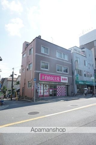 大手ビルの外観写真