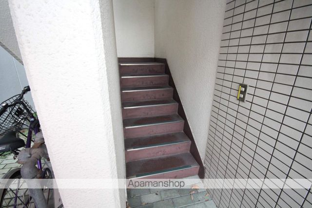 Mフラッツの玄関写真