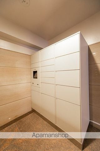 センテニアルタワーの外観写真