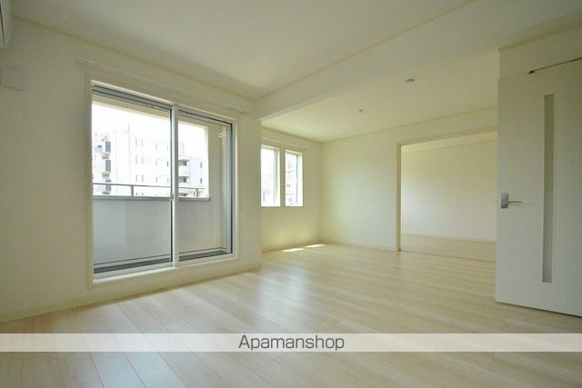 ｅｓｔ８[2LDK/68.61m2]のリビング・居間