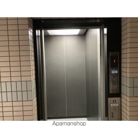 グランメール香久山.の玄関写真