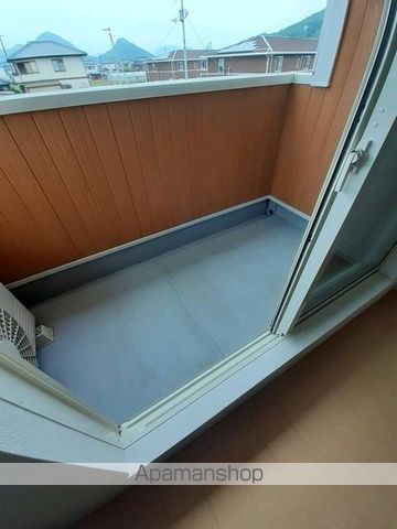 タートル ハウスの内装写真