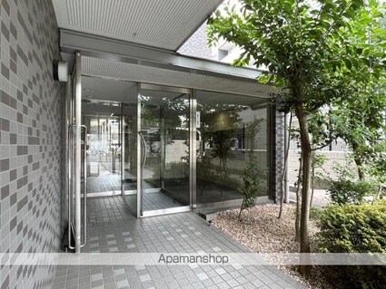 東京都世田谷区池尻４丁目[1K/18.63m2]のエントランス1