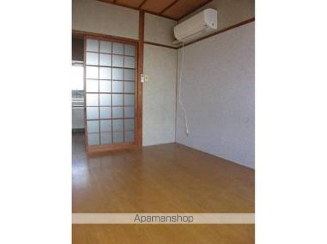 平岡ビルの内装写真