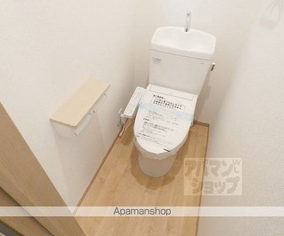 右京区嵯峨新宮町貸家の内装写真