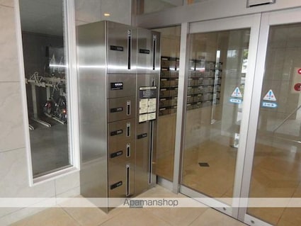 Ｒａｆｆｉｎｅ[2LDK/72.8m2]のロビー