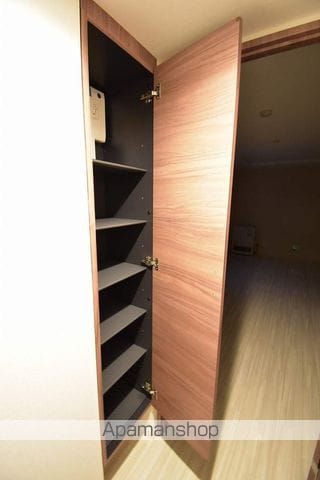 ELLE CUBE学園前の内装写真