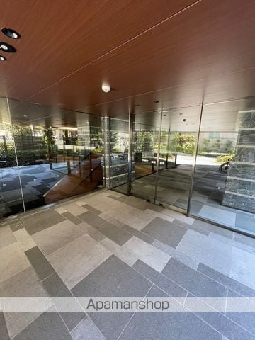 ドゥーエ早稲田の玄関写真
