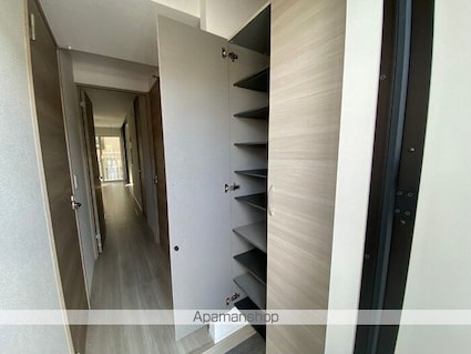 セレスティア鳴神[1LDK/45.38m2]の収納