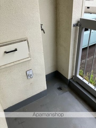 愛媛県新居浜市宇高町１丁目[2LDK/50.58m2]の共用部3