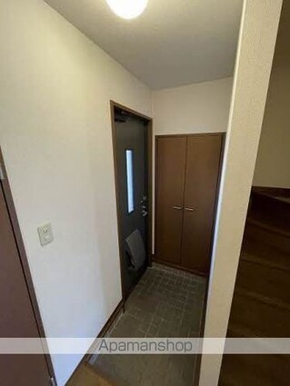 グランバリエ己斐　Ａ棟[3LDK/78.57m2]の玄関