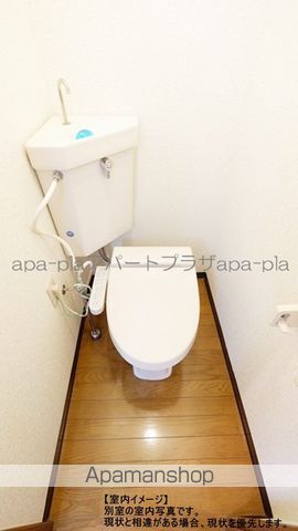 ピッコロモンドの内装写真