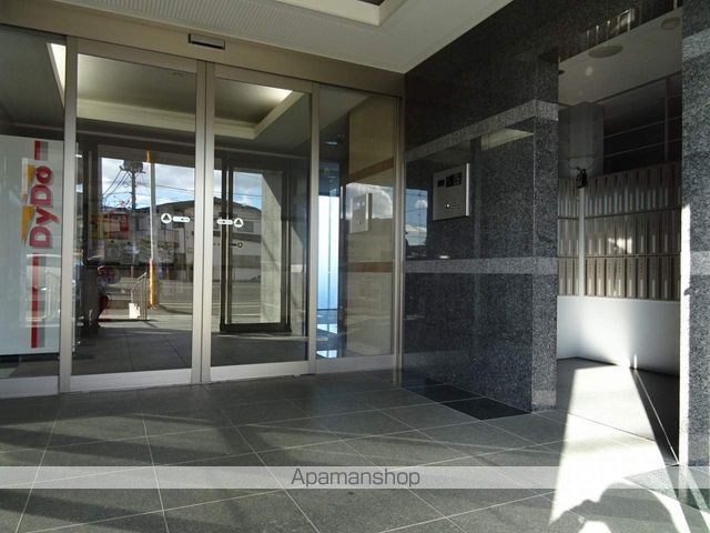 グランジュールマンション高砂駅前の玄関写真
