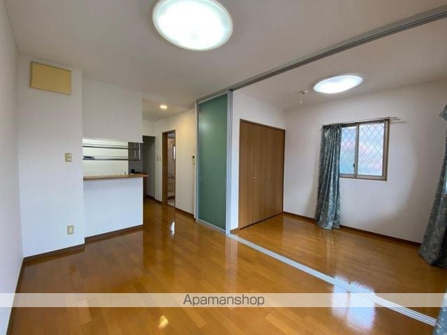 サクシードU.IIの内装写真