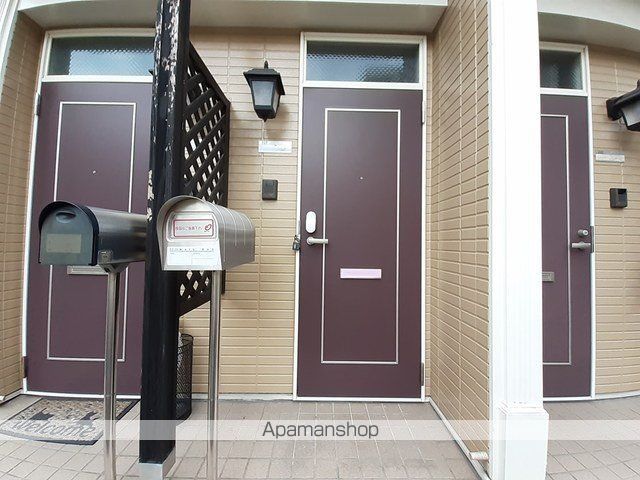 ヴィエルジュ大道の玄関写真