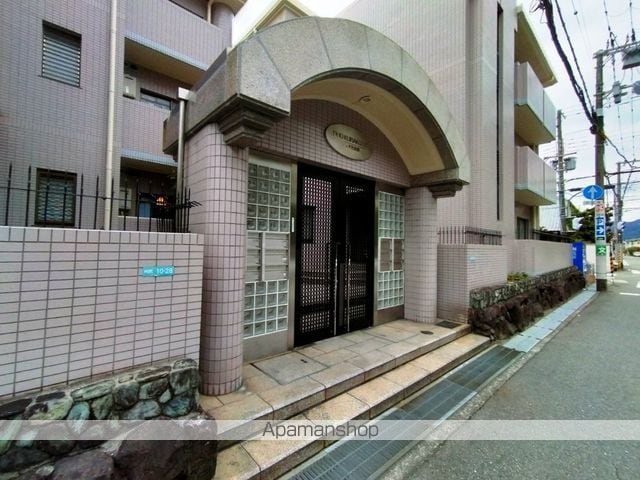 デュオ苦楽園 2号棟の玄関写真