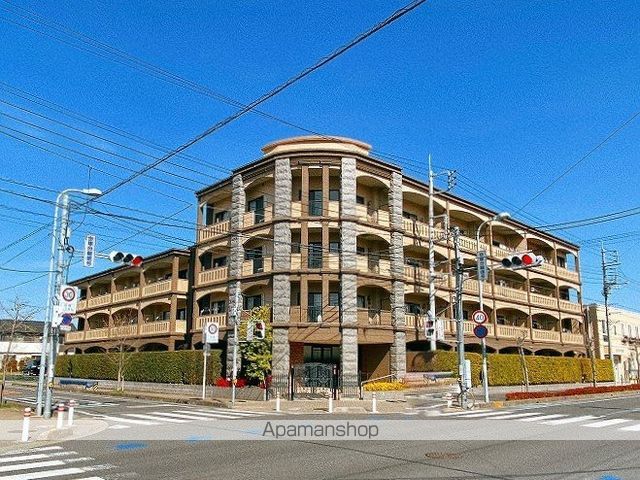 武蔵野線 吉川美南駅 徒歩10分 4階建 築13年の外観写真