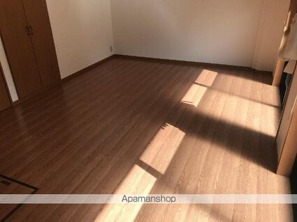 ルーエンハイム北原[1LDK/39.66m2]のリビング・居間2
