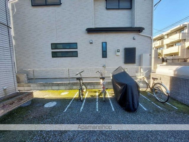 【杉並区井草のマンションの写真】