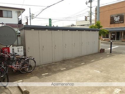 青森県青森市里見２丁目[1LDK/31.38m2]の共用部2