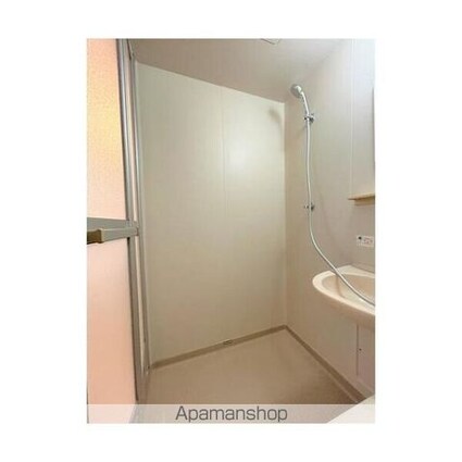 グランドール佐久間[1K/21m2]のバス