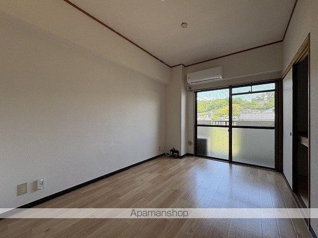 伊藤マンションの内装写真