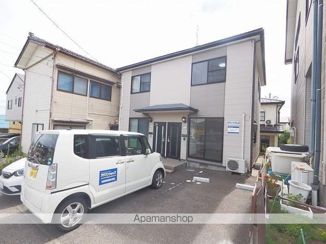スィートパレスの外観写真