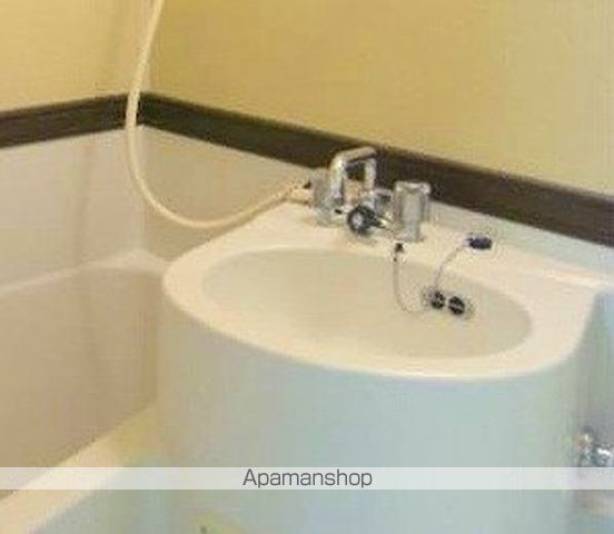 パークサイド中川の内装写真