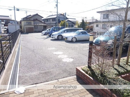 花水木[1R/35.32m2]の駐車場