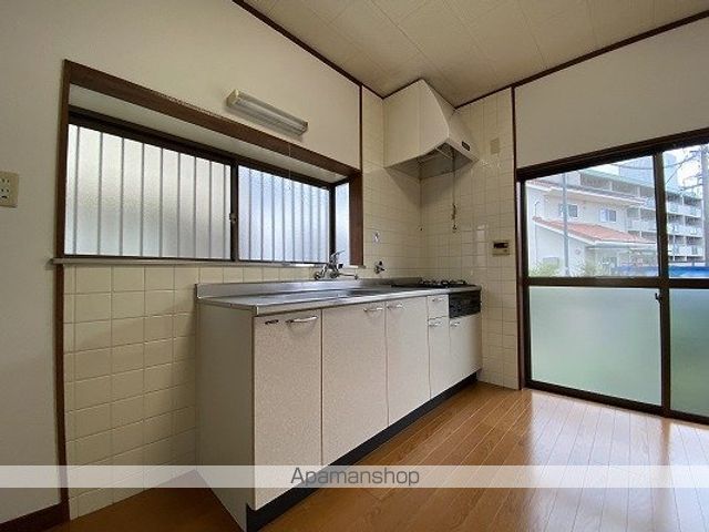 辻井三丁目貸家の内装写真