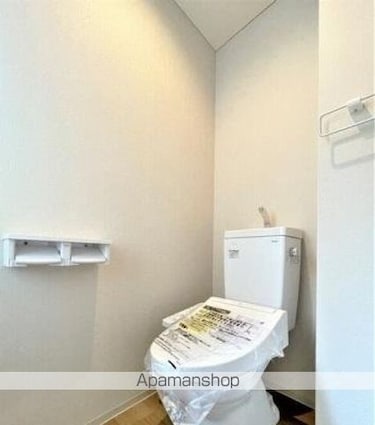 香川県高松市亀井町[1K/31.66m2]のトイレ