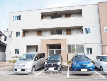 アケイシャ御舘[1R/33.3m2]の外観3