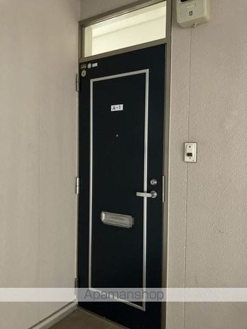 アルページュ女池東の玄関写真