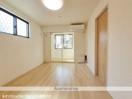 カーサ　フェリーチェ[1K/29.72m2]のリビング・居間2