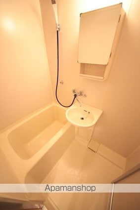 ビレッジコア八王子[1K/21.06m2]のバス