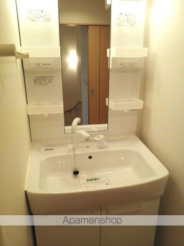 アゲインの内装写真
