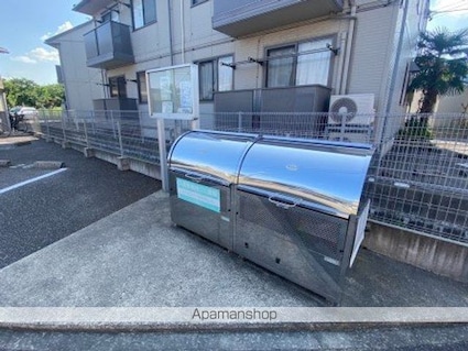 イーストヒルズＡＢ[2LDK/53.76m2]の外観2