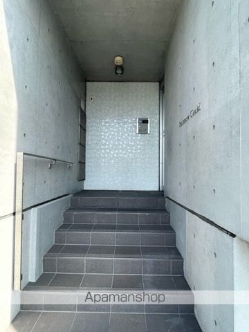 レインボー宇宿の玄関写真