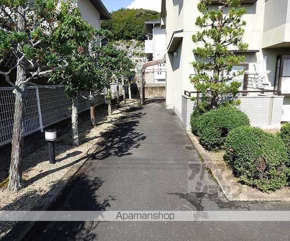 メゾン半四郎の玄関写真