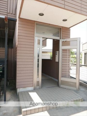 CASA LUMACAの玄関写真