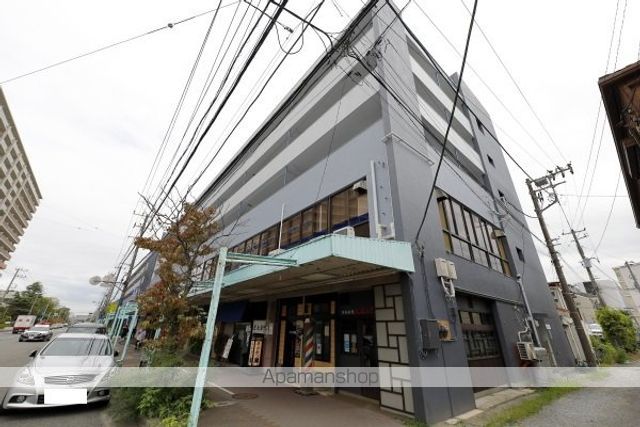 追浜会館共同ビルA棟の外観写真