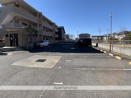 ラフォーレ知手[3DK/57.75m2]の駐車場