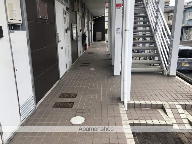 レオパレスアムールの玄関写真