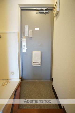 となりの花きゃべつの内装写真