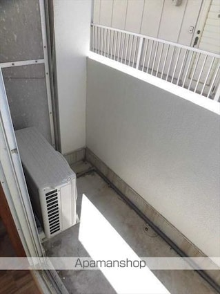 和歌山県和歌山市手平出島[1R/18.84m2]のバルコニー