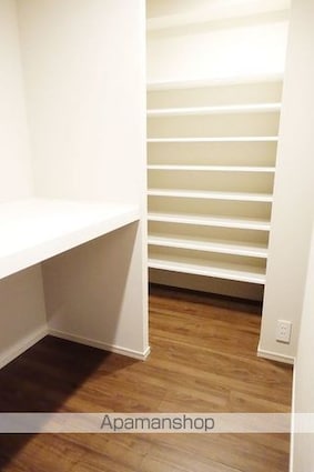 ライトテラス世田谷砧[3SLDK/76.63m2]の収納