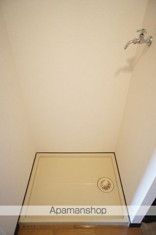 スクレーパー東の内装写真