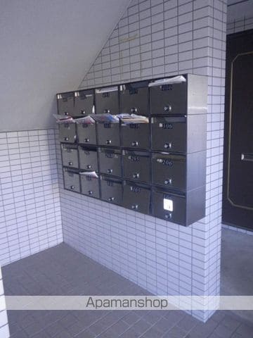 プルミエール東仙台の玄関写真